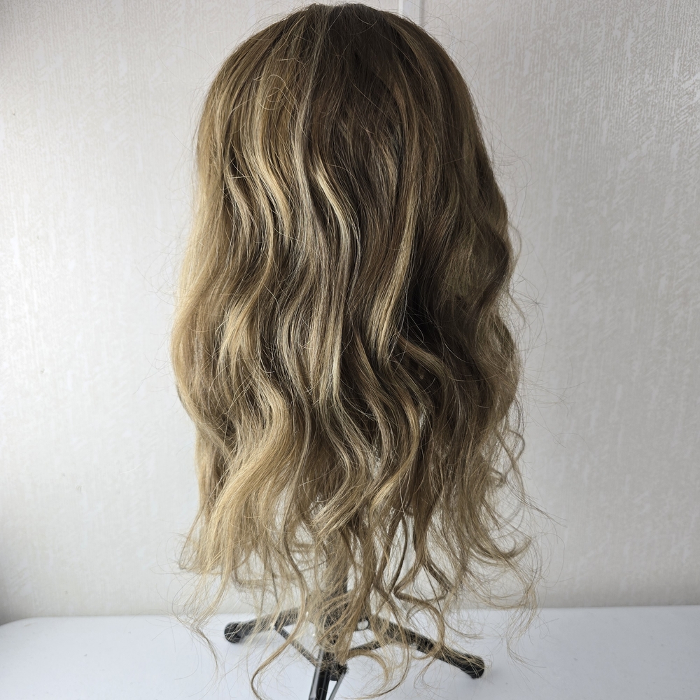 Chelsey Smith Crowns Carry (Heavy Highlights)  (Modified) - Picture 8 of 14